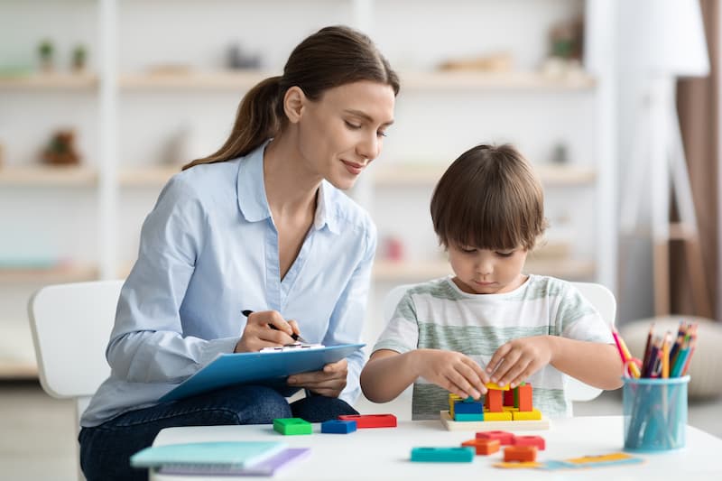 Terapia de Juego como Herramienta en los Trastornos Infantiles